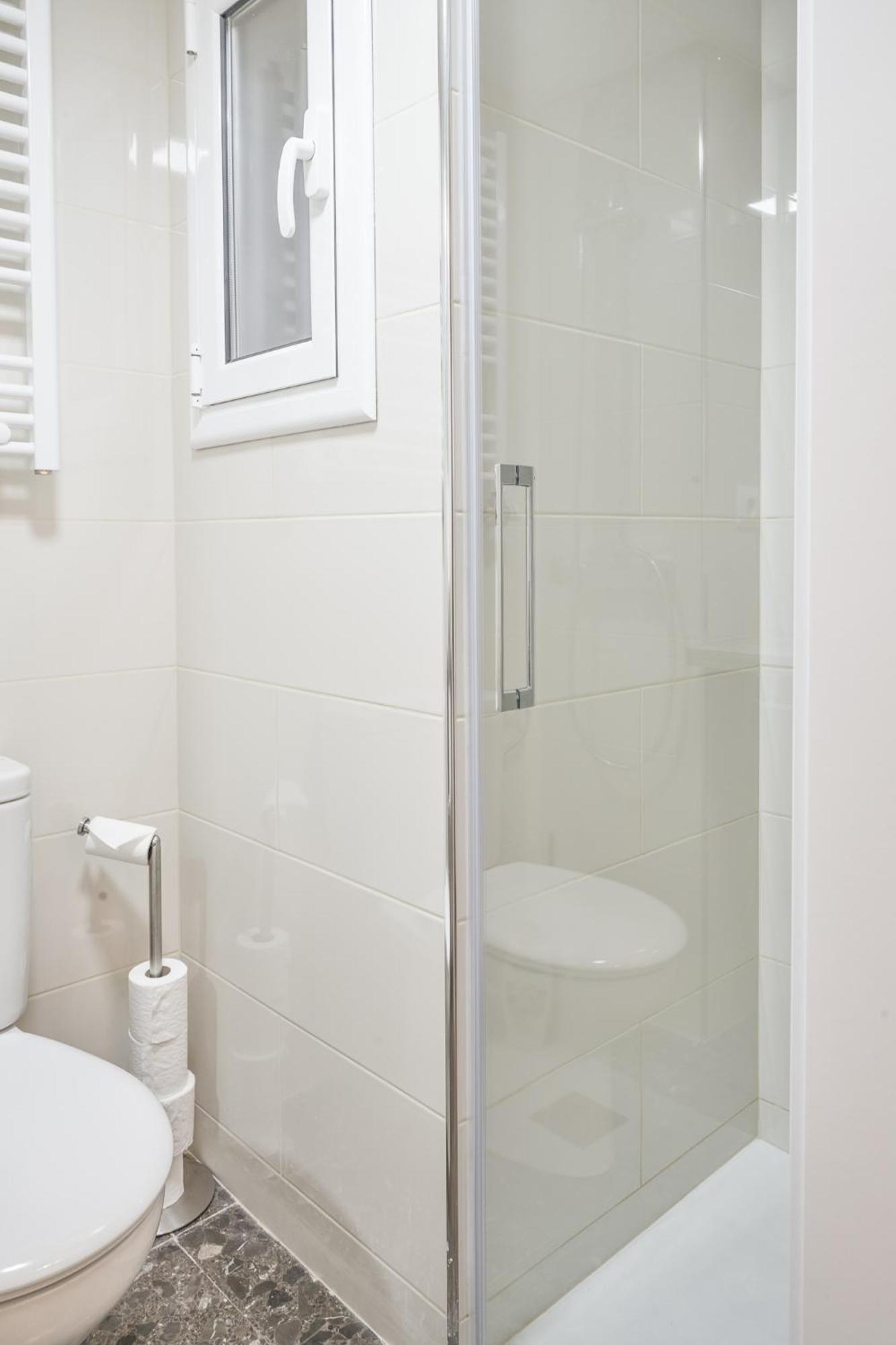 Family-Friendly Home In Central Barcelona 4Bdr Exteriér fotografie