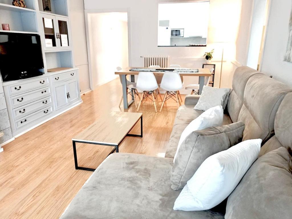 Family-Friendly Home In Central Barcelona 4Bdr Exteriér fotografie