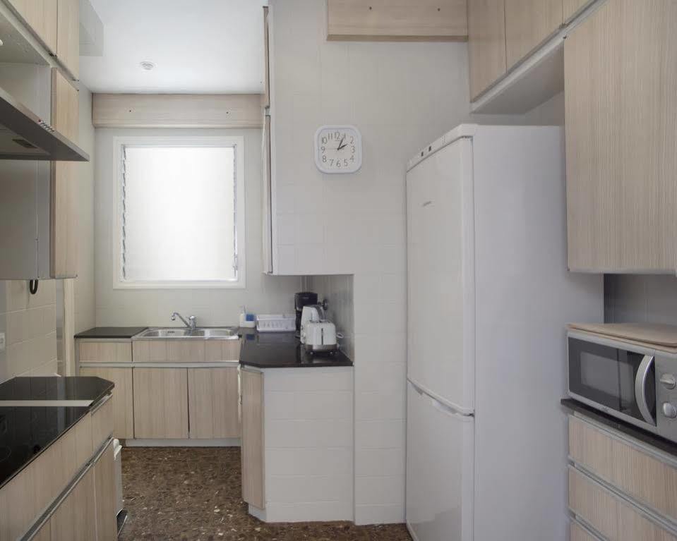 Family-Friendly Home In Central Barcelona 4Bdr Exteriér fotografie